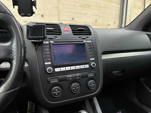 Volkswagen golf 2.0 tfsi gti 200pk 2008 (automaat), 90-xb-fv - afbeelding 14 van  28