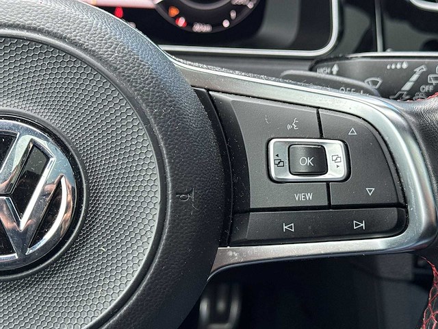 Volkswagen golf 2.0 tsi gti performance 2019 | s-779-ht - afbeelding 11 van  31