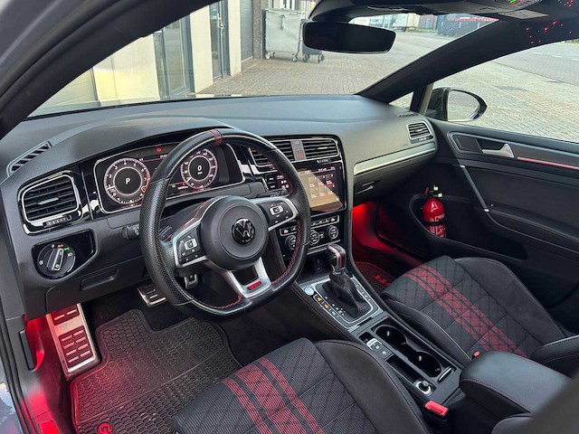 Volkswagen golf 2.0 tsi gti tcr | hxg-05-r i - afbeelding 26 van  28