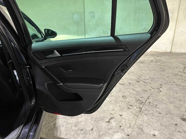 Volkswagen golf 2.0 tsi r 4motion 300pk 2015, p-916-rv - afbeelding 27 van  42
