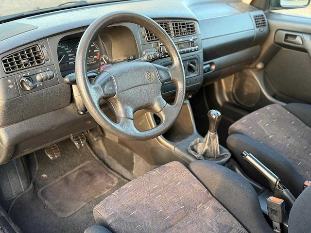 Volkswagen golf 2.8 vr6 hpf-10-k - afbeelding 17 van  32