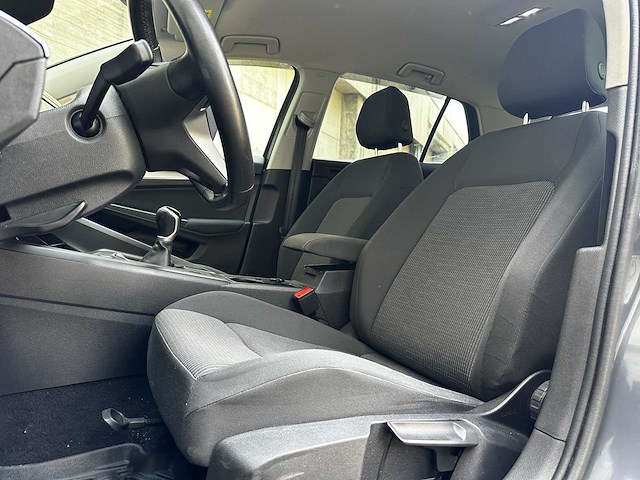 Volkswagen golf 8 viii 2.0 tdi 116pk 2020, gfl-69-z - afbeelding 28 van  36