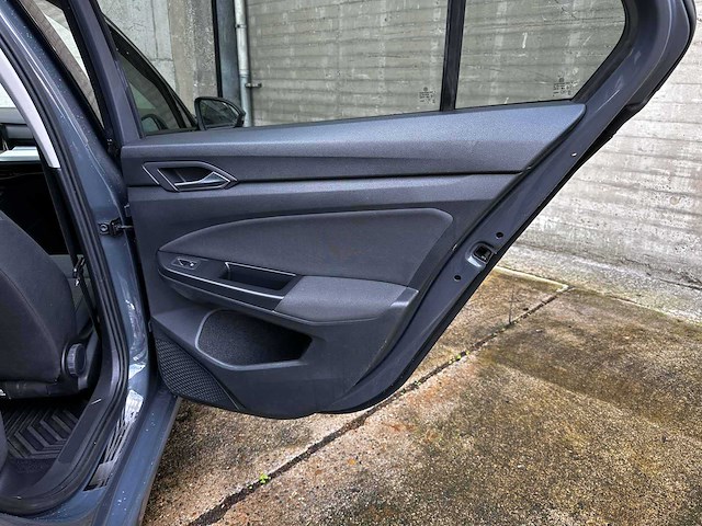 Volkswagen golf 8 viii 2.0 tdi 116pk 2020, gfl-69-z - afbeelding 32 van  36