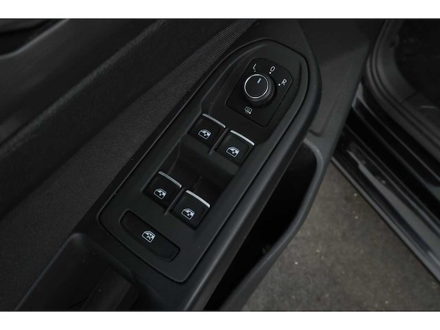 Volkswagen golf etsi r-line 1.5 162pk 2020, p-810-jn - afbeelding 3 van  33
