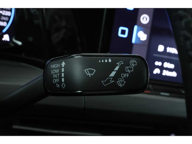 Volkswagen golf etsi r-line 1.5 162pk 2020, p-810-jn - afbeelding 11 van  33