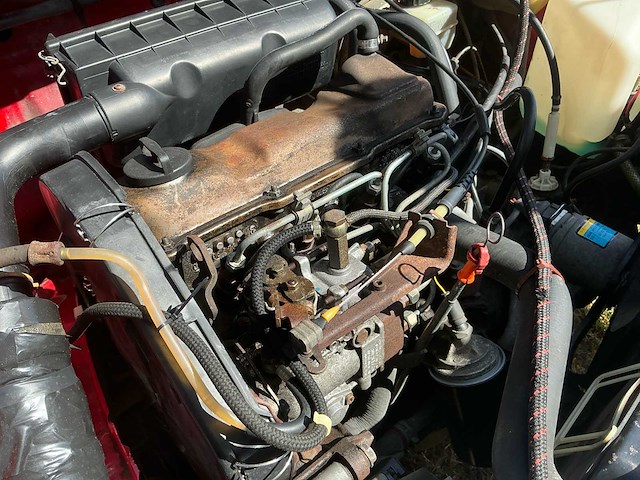 Volkswagen golf gl uitvoering oldtimer - afbeelding 30 van  38