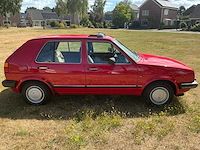 Volkswagen golf gl uitvoering oldtimer - afbeelding 33 van  38