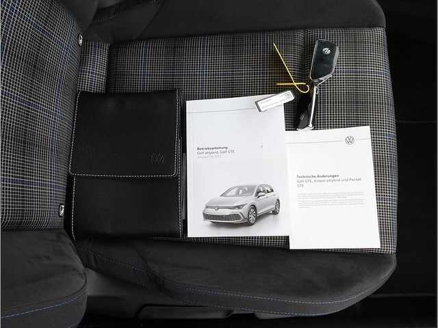 Volkswagen golf gte 1.4 ehybrid phev 245pk automaat 2022 - afbeelding 26 van  36