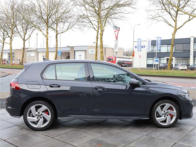 Volkswagen golf gte 1.4 ehybrid phev 245pk automaat 2022 - afbeelding 32 van  36