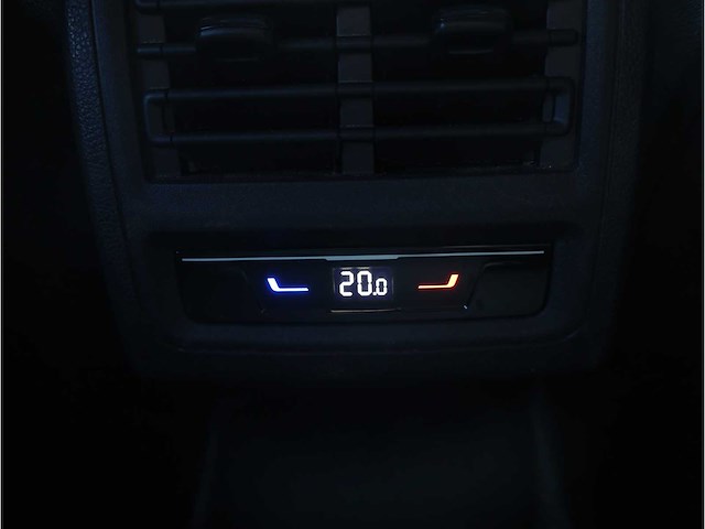 Volkswagen golf gte 1.4 ehybrid phev 245pk automaat 2022 - afbeelding 37 van  47