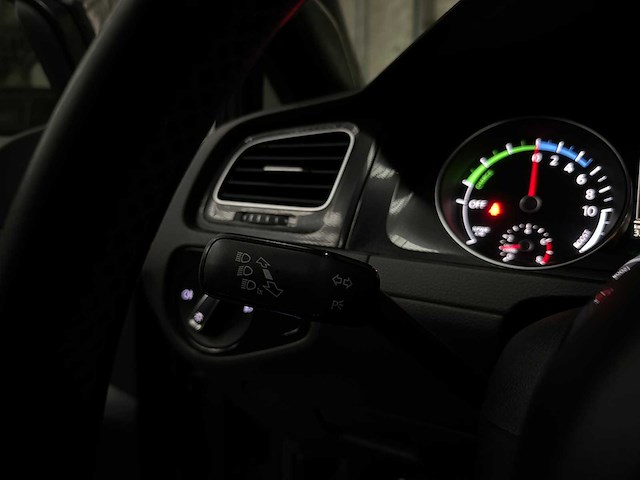 Volkswagen golf gte 1.4 tsi 150pk 2015, 9-zvb-02 - afbeelding 14 van  49