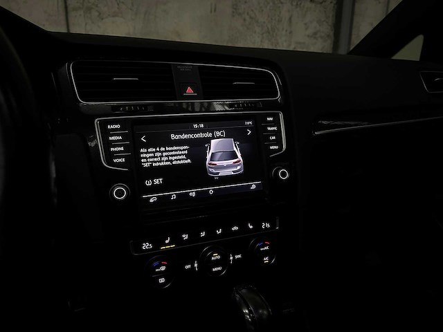 Volkswagen golf gte 1.4 tsi 150pk 2015, 9-zvb-02 - afbeelding 18 van  49