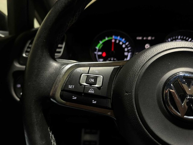 Volkswagen golf gte 1.4 tsi 204pk 2015 (origineel-nl), 1-znb-51 - afbeelding 26 van  51