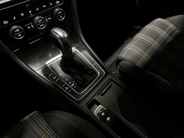 Volkswagen golf gte 1.4 tsi 204pk 2015 (origineel-nl), 1-znb-51 - afbeelding 3 van  51