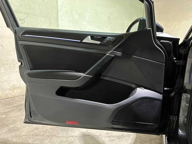 Volkswagen golf gte 1.4 tsi 204pk 2015 (origineel-nl), 1-znb-51 - afbeelding 31 van  51