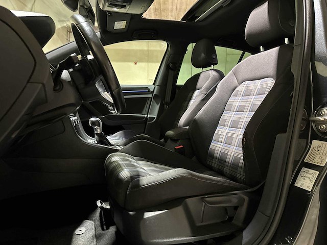Volkswagen golf gte 1.4 tsi 204pk 2015 (origineel-nl), 1-znb-51 - afbeelding 33 van  51