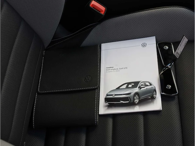Volkswagen golf gte 1.5 ehybrid 272pk automaat 2025 garantie 2030 - afbeelding 38 van  51