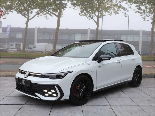 Volkswagen golf gte 1.5 ehybrid 272pk automaat 2025 garantie 2030 - afbeelding 10 van  39