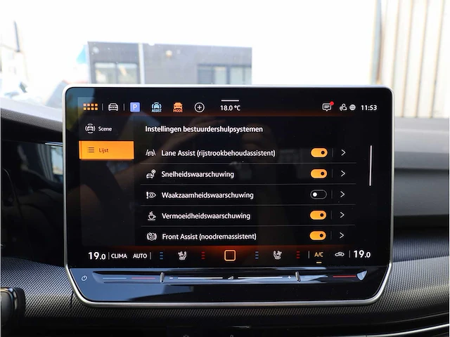 Volkswagen golf gte 1.5 ehybrid 272pk automaat 2025 garantie 2030 - afbeelding 23 van  39