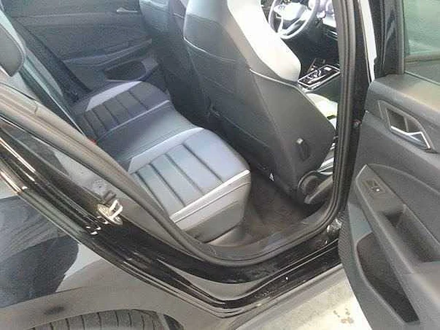 Volkswagen golf gte 1.5 ehybrid 272pk automaat 2026 garantie 2031 - afbeelding 15 van  35