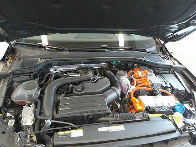 Volkswagen golf gte 1.5 ehybrid 272pk automaat 2026 garantie 2031 - afbeelding 35 van  35