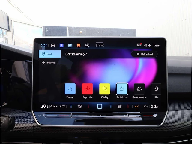 Volkswagen golf gte 1.5 ehybrid 272pk automaat 2026 garantie 2031 - afbeelding 19 van  57