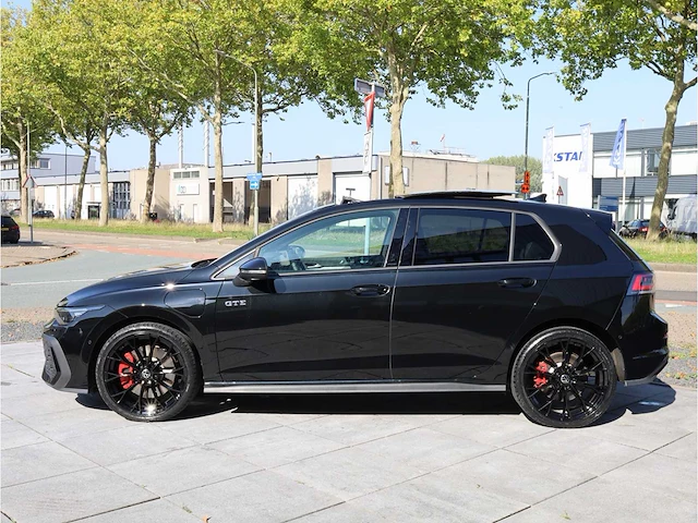 Volkswagen golf gte 1.5 ehybrid 272pk automaat 2026 garantie 2031 - afbeelding 12 van  57