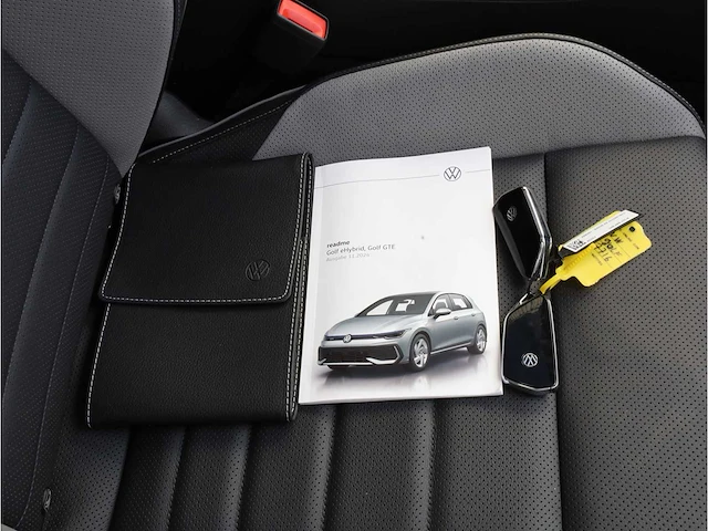 Volkswagen golf gte 1.5 ehybrid 272pk automaat 2026 garantie 2031 - afbeelding 38 van  57
