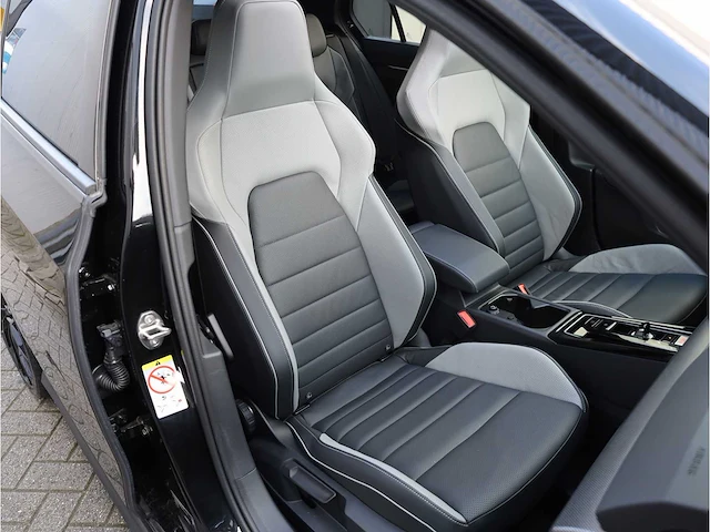 Volkswagen golf gte 1.5 ehybrid 272pk automaat 2026 garantie 2031 - afbeelding 43 van  57