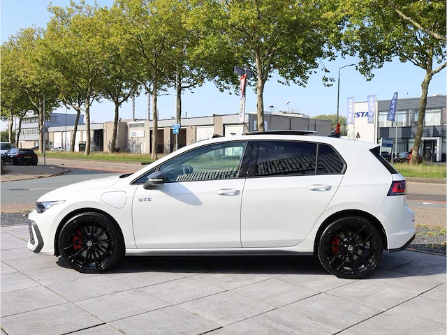 Volkswagen golf gte 1.5 ehybrid 272pk automaat 2026 garantie 2031 - afbeelding 12 van  54