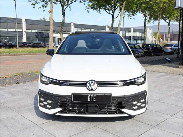 Volkswagen golf gte 1.5 ehybrid 272pk automaat 2026 garantie 2031 - afbeelding 54 van  54