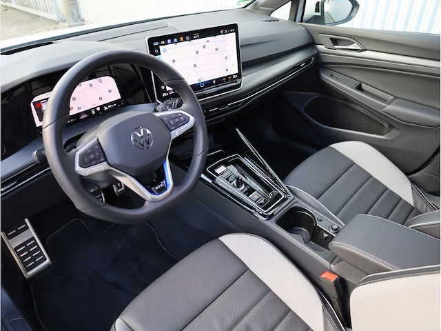 Volkswagen golf gte 1.5 ehybrid phev 272pk automaat 2025 garantie 2030 - afbeelding 4 van  53