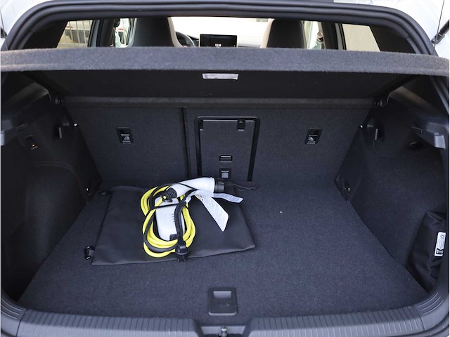 Volkswagen golf gte 1.5 ehybrid phev 272pk automaat 2025 garantie 2030 - afbeelding 39 van  53