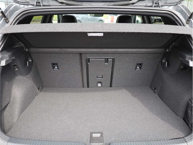 Volkswagen golf gte 1.5 ehybrid phev 272pk automaat 2025, kvk-28-v - afbeelding 36 van  52