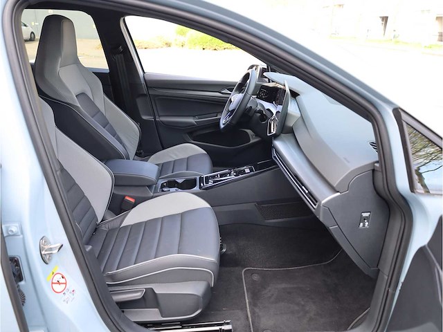 Volkswagen golf gte 1.5 ehybrid phev 272pk automaat 2025 - afbeelding 30 van  39