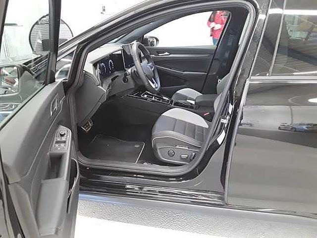 Volkswagen golf gte 1.5 ehybrid phev 272pk automaat 2025 - afbeelding 3 van  4