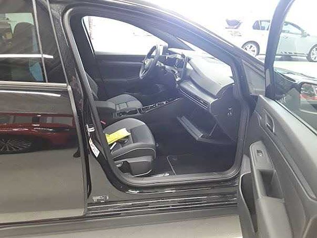 Volkswagen golf gte 1.5 ehybrid phev 272pk automaat 2025 - afbeelding 4 van  4