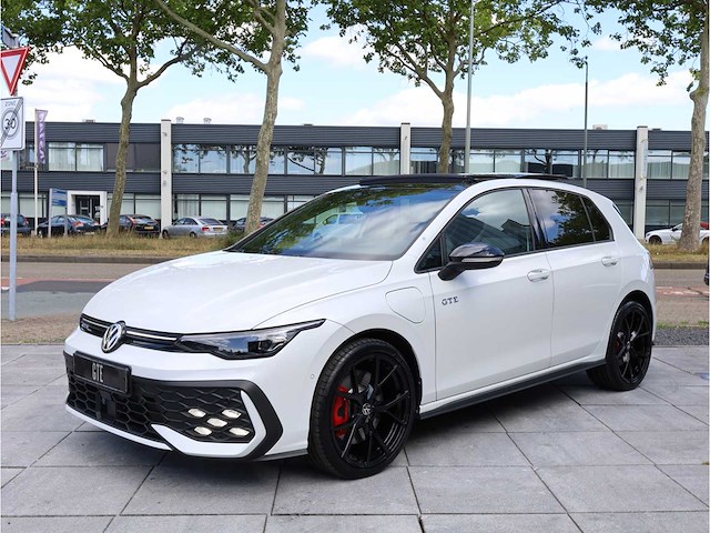 Volkswagen golf gte 1.5 ehybrid phev 272pk automaat 2025 - afbeelding 2 van  40