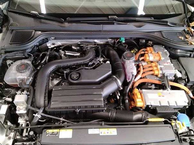 Volkswagen golf gte 1.5 ehybrid phev 272pk automaat 2025 - afbeelding 7 van  18