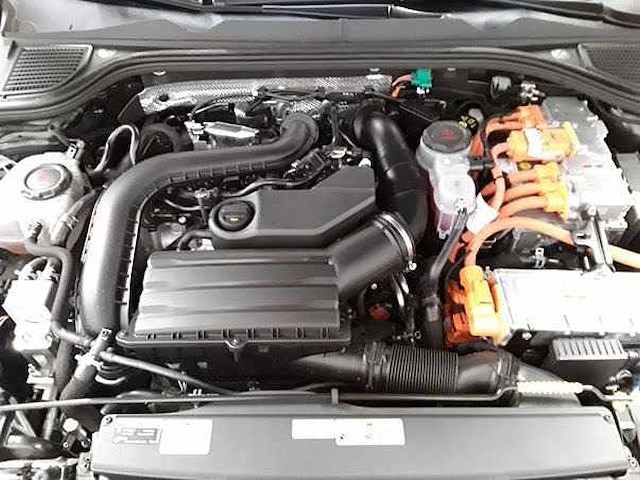 Volkswagen golf gte 1.5 ehybrid phev 272pk automaat 2025 - afbeelding 2 van  14