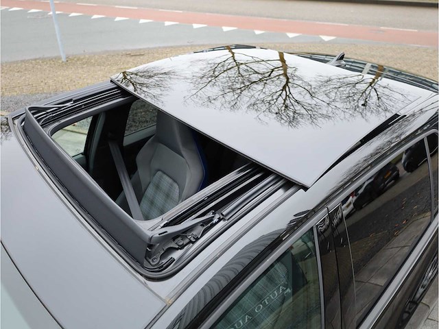 Volkswagen golf gte 1.5 ehybrid phev 272pk automaat 2025 - afbeelding 3 van  41