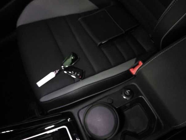 Volkswagen golf gte 1.5 ehybrid phev 272pk automaat 2025 - afbeelding 13 van  16