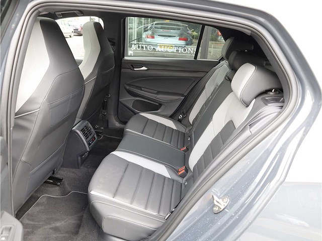 Volkswagen golf gte 1.5 ehybrid phev 272pk automaat 2025 - afbeelding 37 van  48