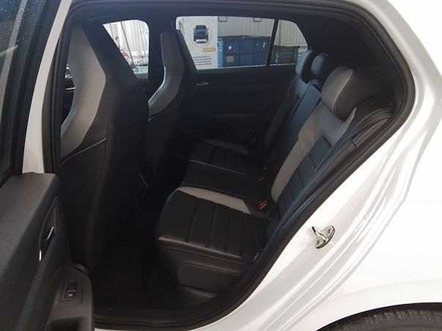 Volkswagen golf gte 1.5 ehybrid phev 272pk automaat 2025 - afbeelding 2 van  19