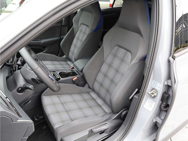 Volkswagen golf gte 1.5 ehybrid phev 272pk automaat 2025 - afbeelding 4 van  37