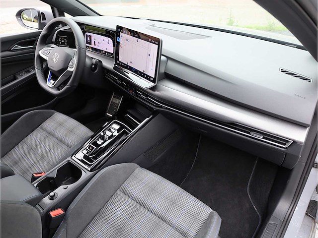 Volkswagen golf gte 1.5 ehybrid phev 272pk automaat 2025 - afbeelding 5 van  37