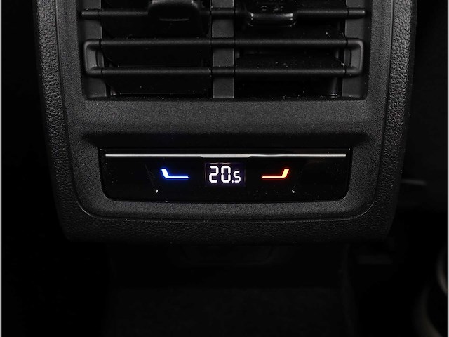 Volkswagen golf gte 1.5 ehybrid phev 272pk automaat 2025 - afbeelding 21 van  37