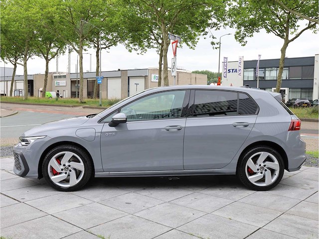 Volkswagen golf gte 1.5 ehybrid phev 272pk automaat 2025 - afbeelding 12 van  37