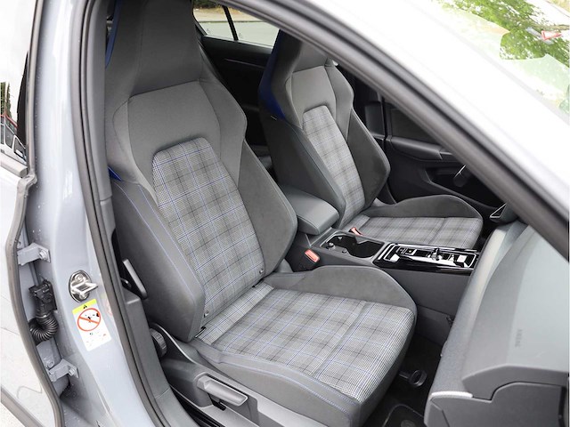 Volkswagen golf gte 1.5 ehybrid phev 272pk automaat 2025 - afbeelding 27 van  37