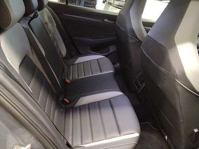 Volkswagen golf gte 1.5 ehybrid phev 272pk automaat 2025 - afbeelding 5 van  7